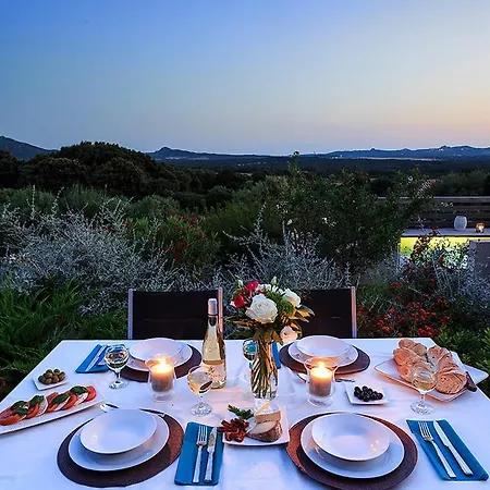 Tarrabucceta Sleeps 4 Pool Air Con Wifi Figari (Corsica)