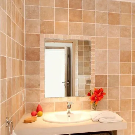 Tarrabucceta Sleeps 4 Pool Air Con Wifi