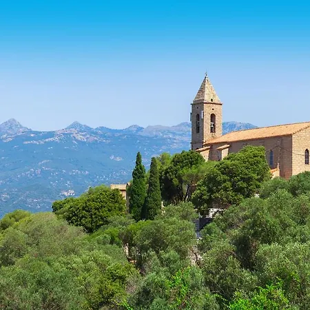 Villa Tarrabucceta Sleeps 4 Pool Air Con Wifi Figari (Corsica)